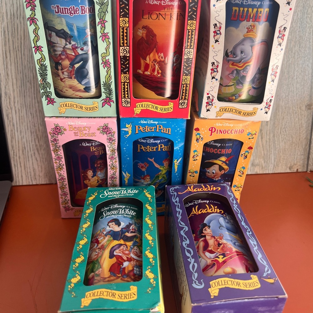 Vintage 1994 Disney Burger King Collector Series Glasses Set of 8 Lion King NIB